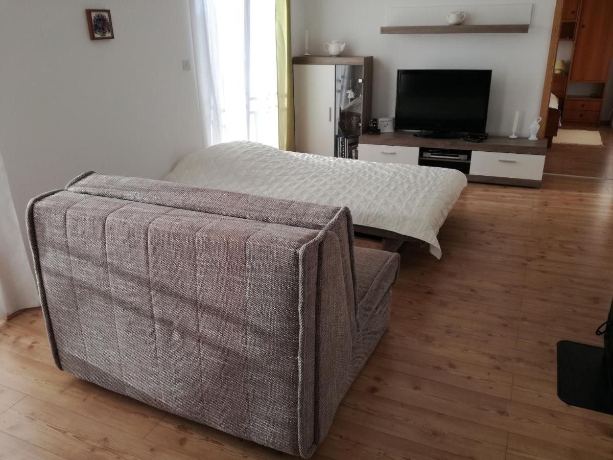 Apartment Vista Lupoglav  Εξωτερικό φωτογραφία