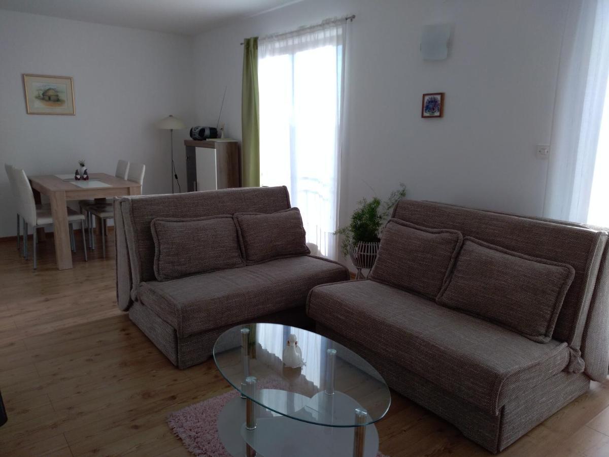 Apartment Vista Lupoglav  Εξωτερικό φωτογραφία