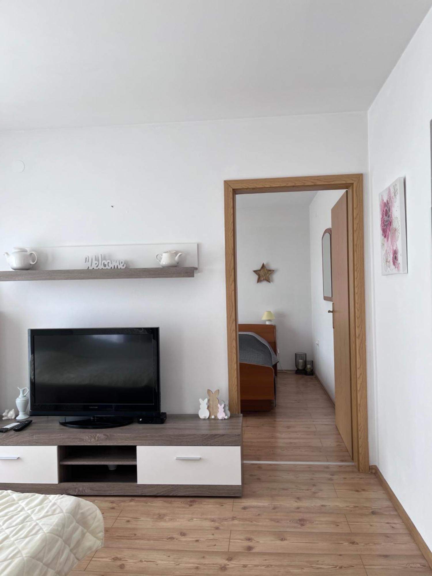 Apartment Vista Lupoglav  Εξωτερικό φωτογραφία