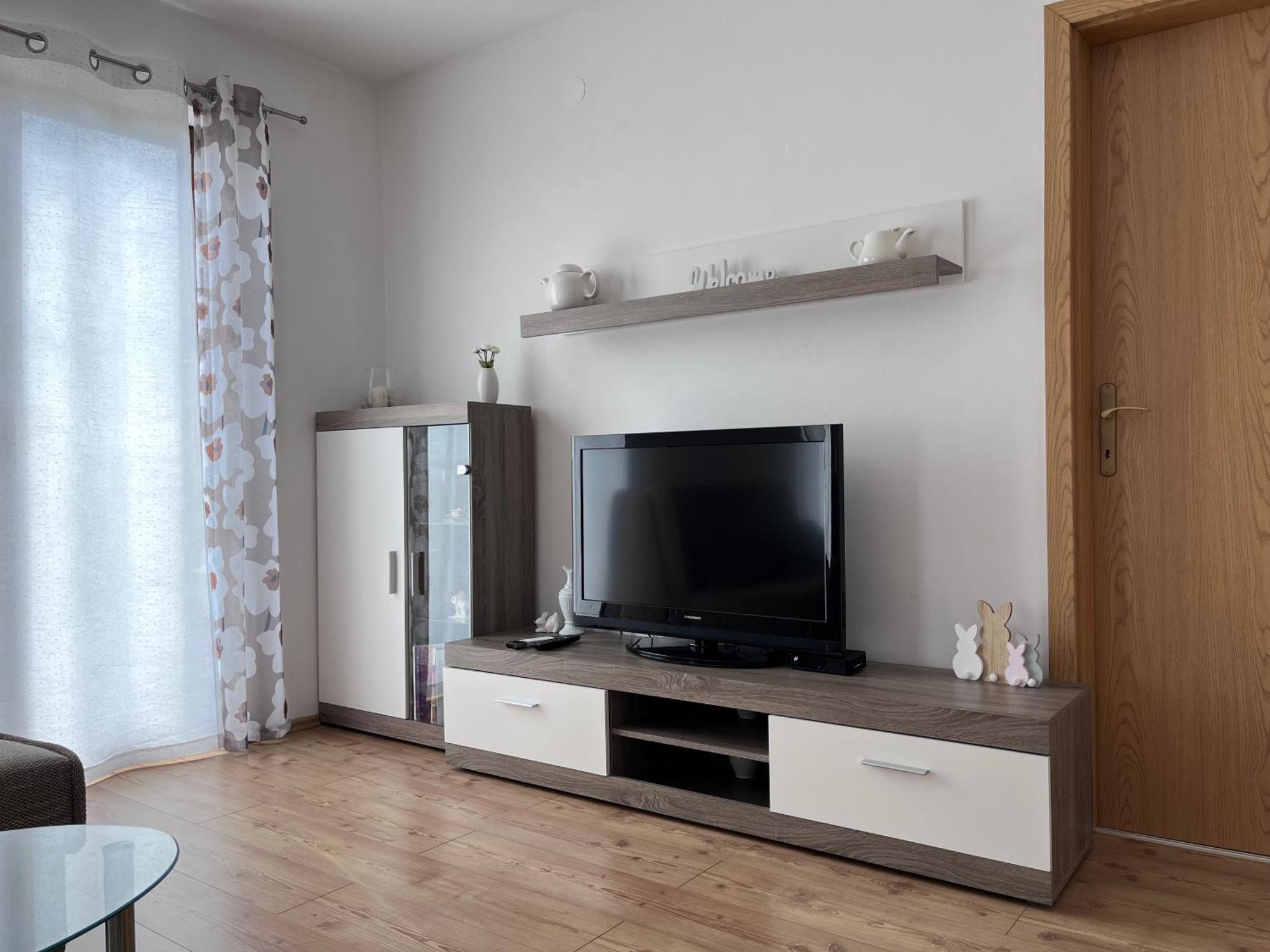 Apartment Vista Lupoglav  Εξωτερικό φωτογραφία
